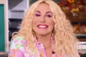 Antonella Clerici in tv oggi