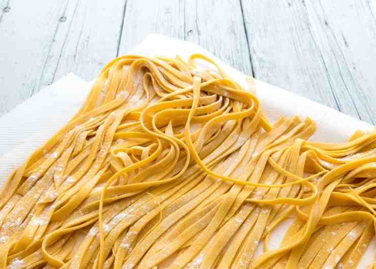 tagliatelle al sugo con polpette