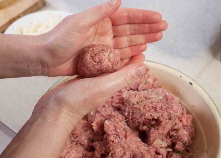 tagliatelle al sugo con polpette